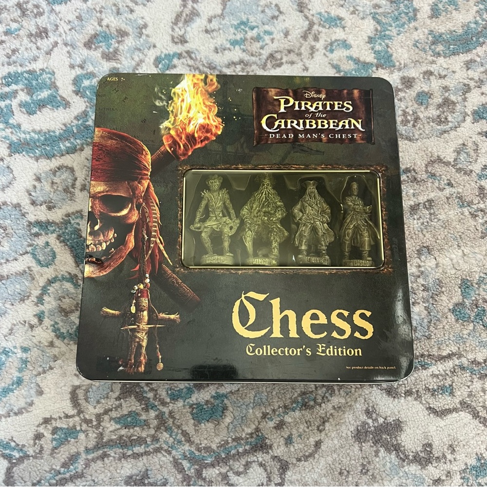 Disney Pirates of the Caribbean Chess Collector Tin - Black & Gold Artwork